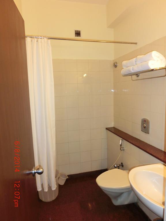 Hotel Thulashi Park 钦奈 外观 照片