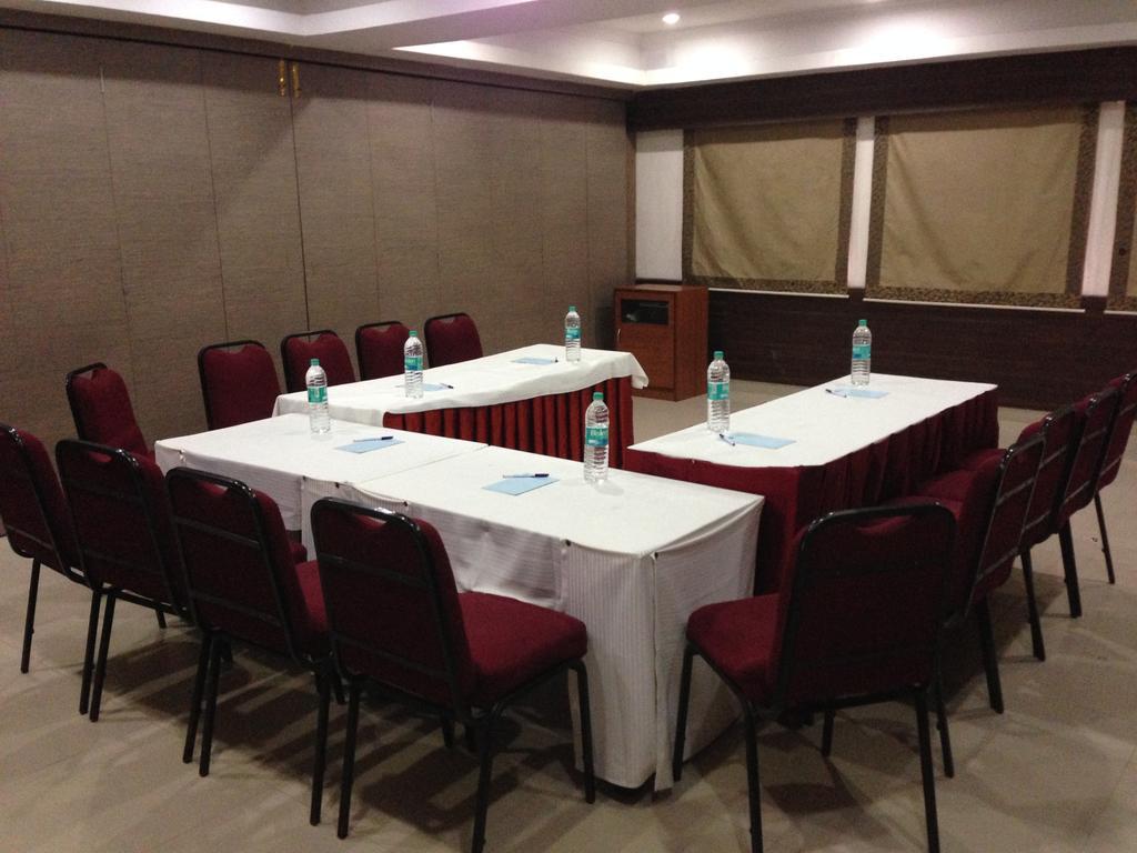 Hotel Thulashi Park 钦奈 外观 照片