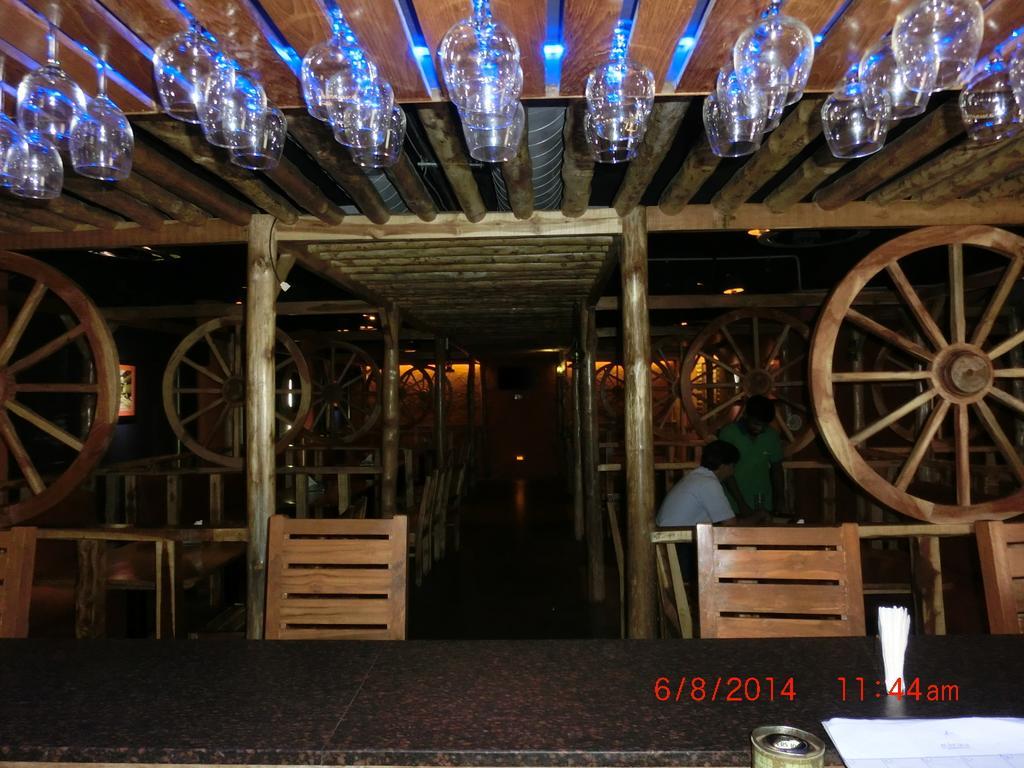 Hotel Thulashi Park 钦奈 外观 照片